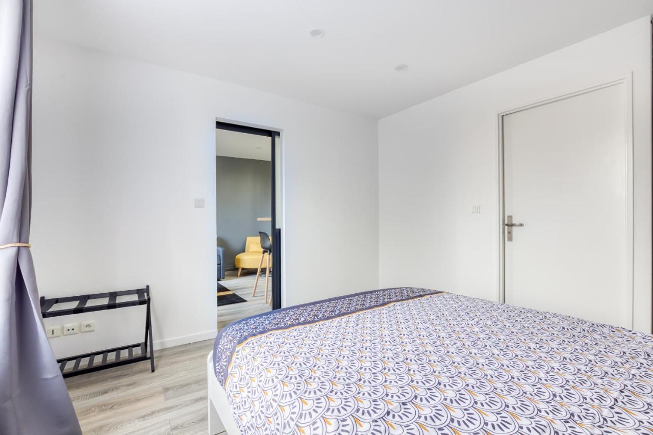 J-Mo Home - Magny - Moderne Et Chaleureux エクステリア 写真