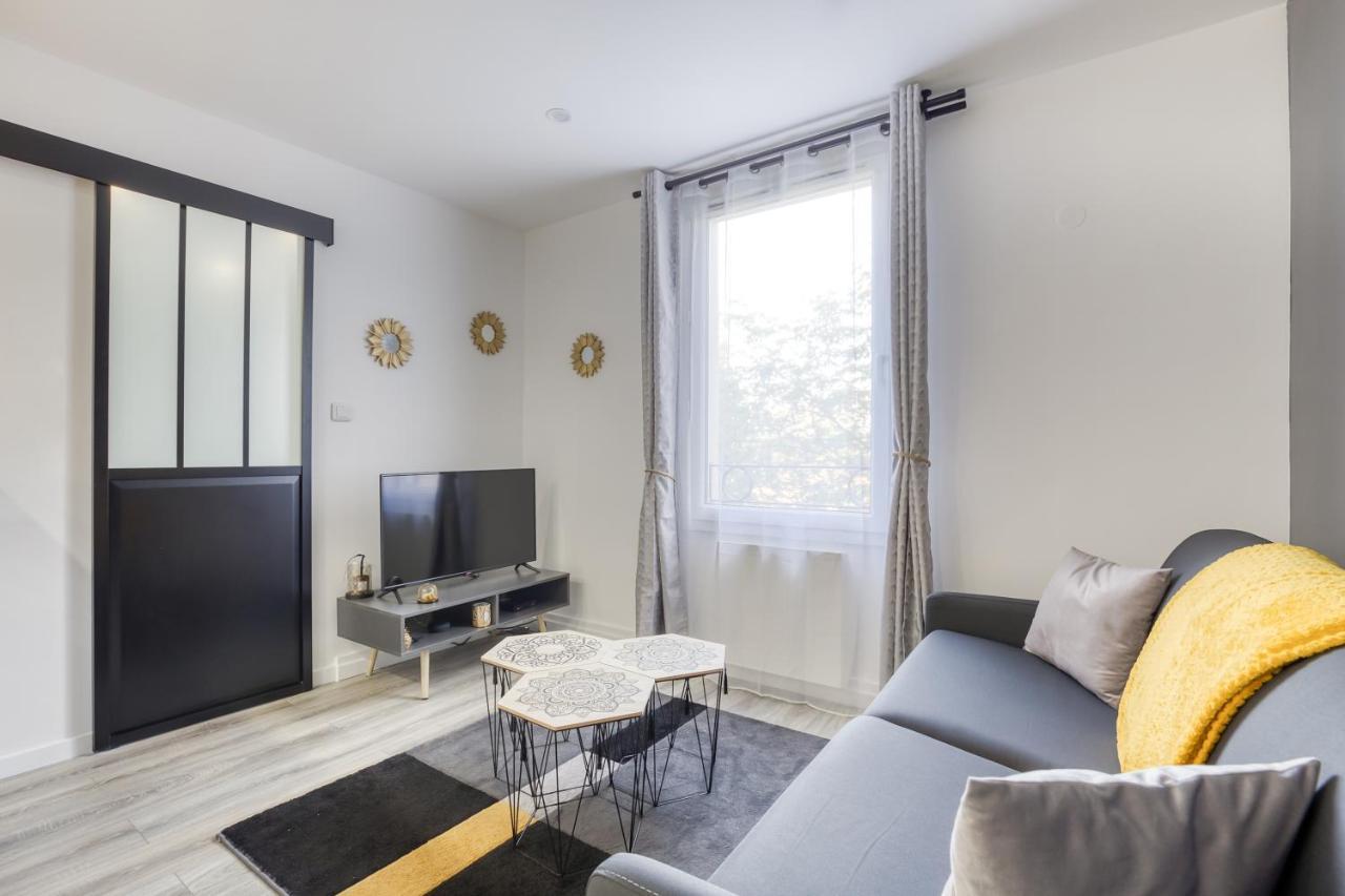 J-Mo Home - Magny - Moderne Et Chaleureux エクステリア 写真